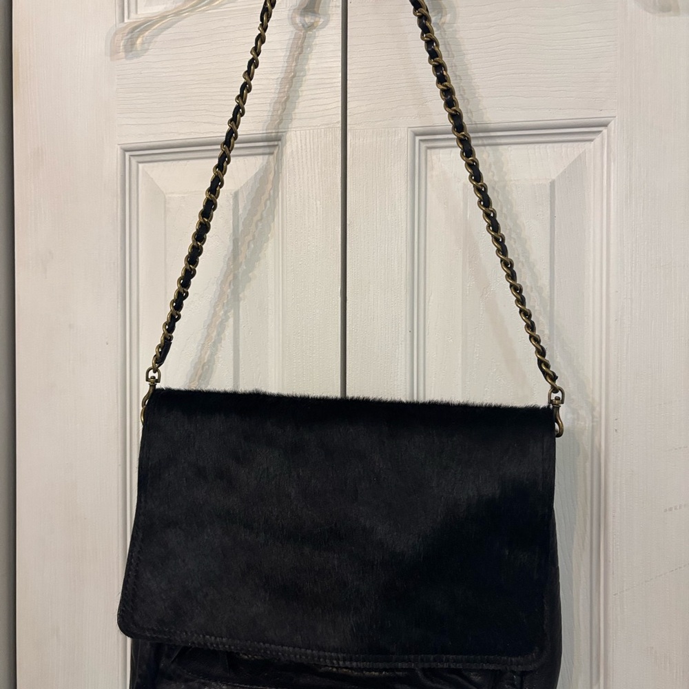 Vintage Abaco Pebbled Leather w/Fur Flap Shoulder Bag-Made in France